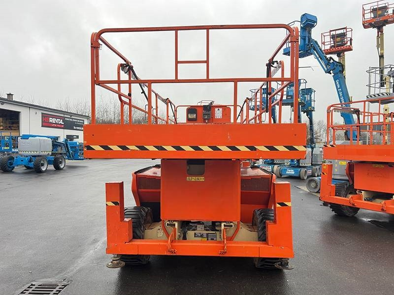 Plataforma de tijeras JLG 4394 RT diesel 4x4 15m (1747): foto 8 Plataforma de tijeras JLG 4394 RT diesel 4x4 15m (1747): foto 8