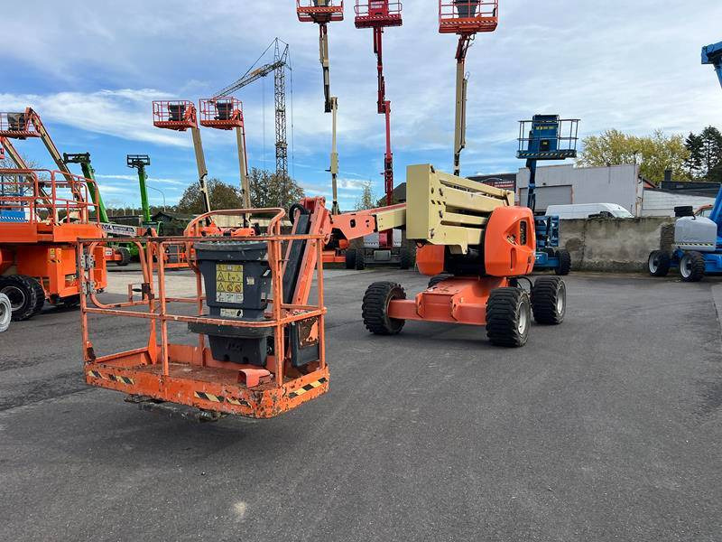 JLG 510AJ diesel 4x4 18m (1822) - Plataforma articulada: foto 3 JLG 510AJ diesel 4x4 18m (1822) - Plataforma articulada: foto 3