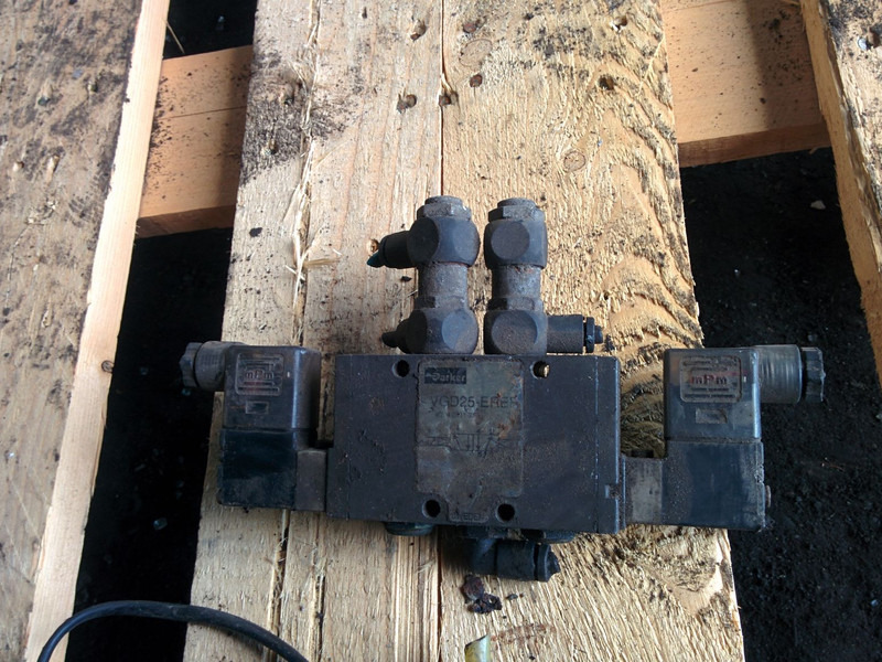 Bosch Открытия Двери - Motor y piezas: foto 2 Bosch Открытия Двери - Motor y piezas: foto 2