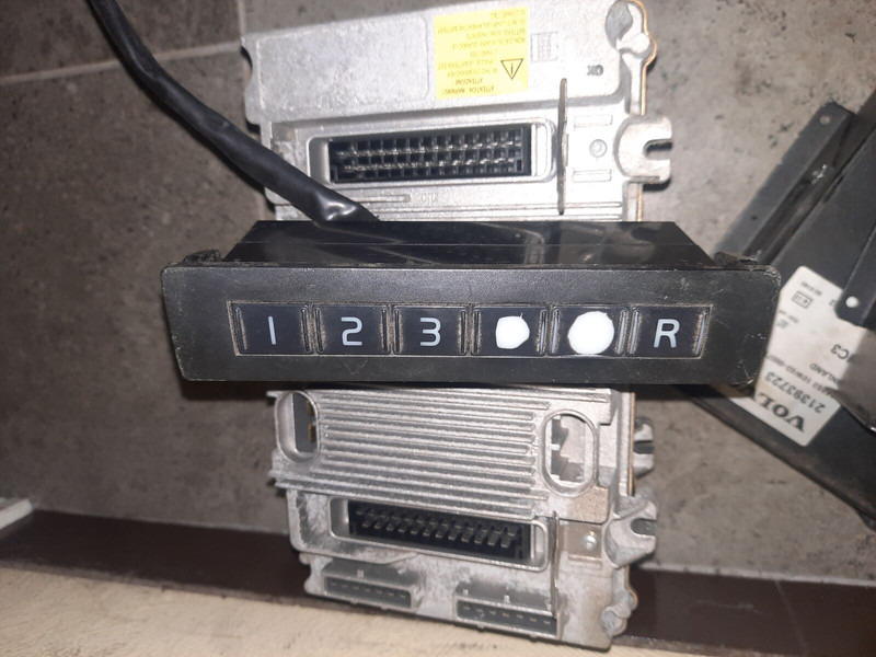 Iveco ACTIA - Unidad de control: foto 3 Iveco ACTIA - Unidad de control: foto 3