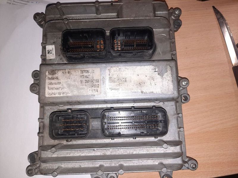 MAN BOSCH 0281001521. 0261200173 \ 020600009 - Unidad de control: foto 2 MAN BOSCH 0281001521. 0261200173 \ 020600009 - Unidad de control: foto 2