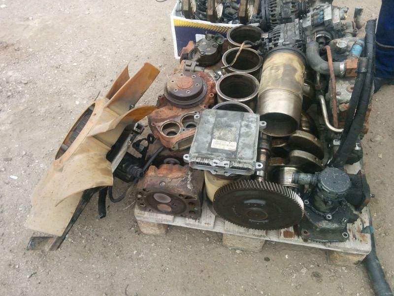 MAN E 2876 LOH 02 - Motor y piezas: foto 5 MAN E 2876 LOH 02 - Motor y piezas: foto 5