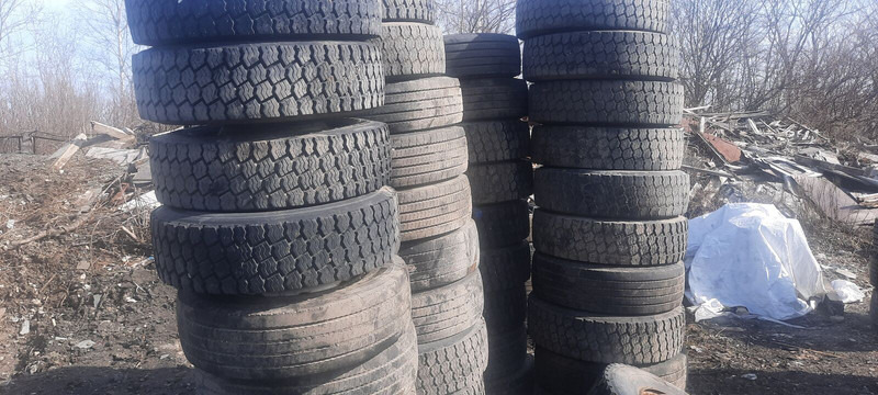 Michelin 295*80R22.5 255*70 \ 275*70* 265\70R19.5 - Neumático para Camión: foto 5 Michelin 295*80R22.5 255*70 \ 275*70* 265\70R19.5 - Neumático para Camión: foto 5