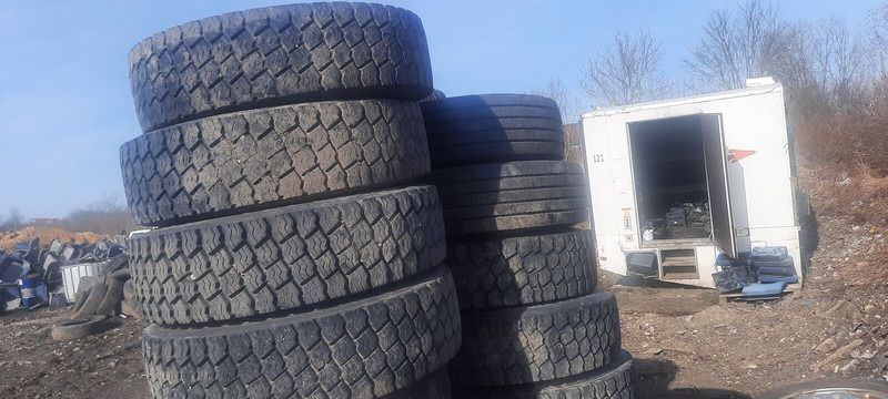 Neumático para Camión Michelin 295*80R22.5 255*70 \ 275*70* 265\70R19.5: foto 6