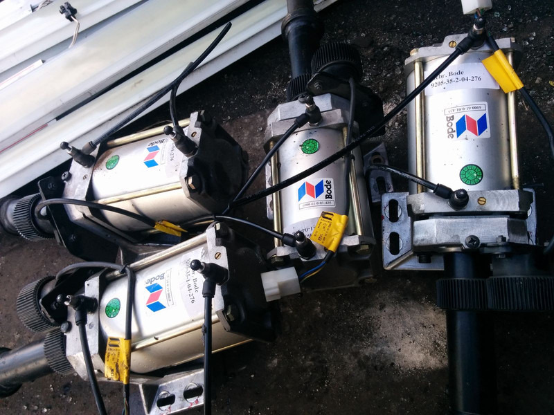 Cilindro hidráulico Neoplan BODE цилиндр закрытия: foto 8 Cilindro hidráulico Neoplan BODE цилиндр закрытия: foto 8