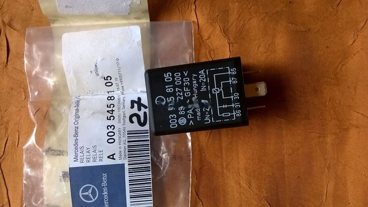 Mercedes-Benz Elektromagnitnyy klapan A4721706000 3720600620 a4722706000 Mercedes-Benz O405 - Piezas de recambio para Autobús: foto 2 Mercedes-Benz Elektromagnitnyy klapan A4721706000 3720600620 a4722706000 Mercedes-Benz O405 - Piezas de recambio para Autobús: foto 2