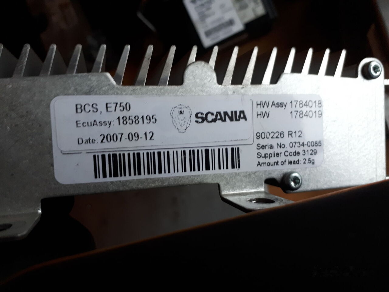 Scania dvigatelem 0281001322 - 1413154 Scania 094 Omni Link - Unidad de control para Autobús: foto 4 Scania dvigatelem 0281001322 - 1413154 Scania 094 Omni Link - Unidad de control para Autobús: foto 4