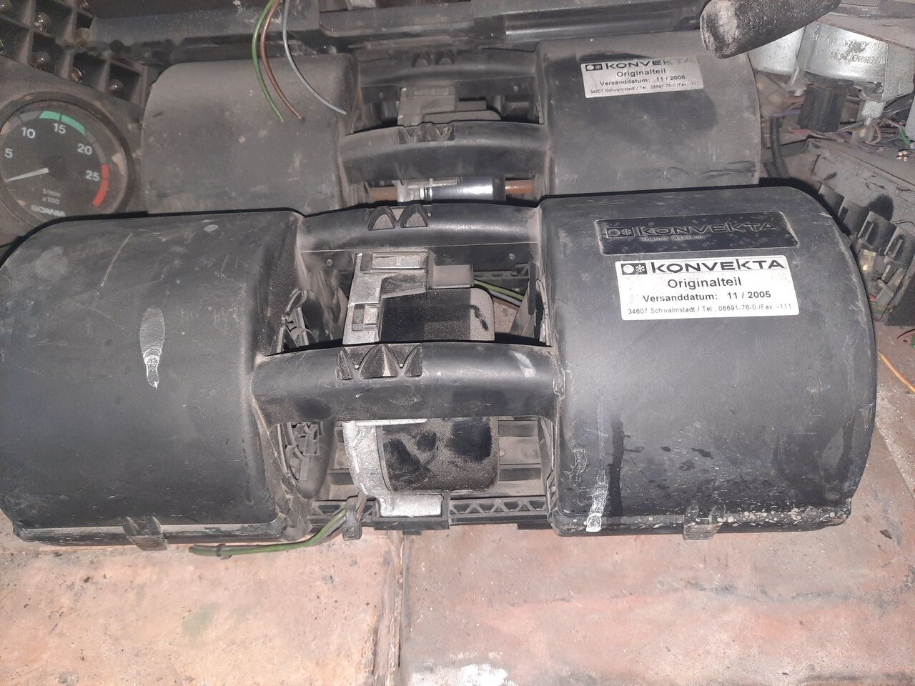 Cabina e interior para Autobús Solaris ventilyator   IVECO Cursor 8: foto 13