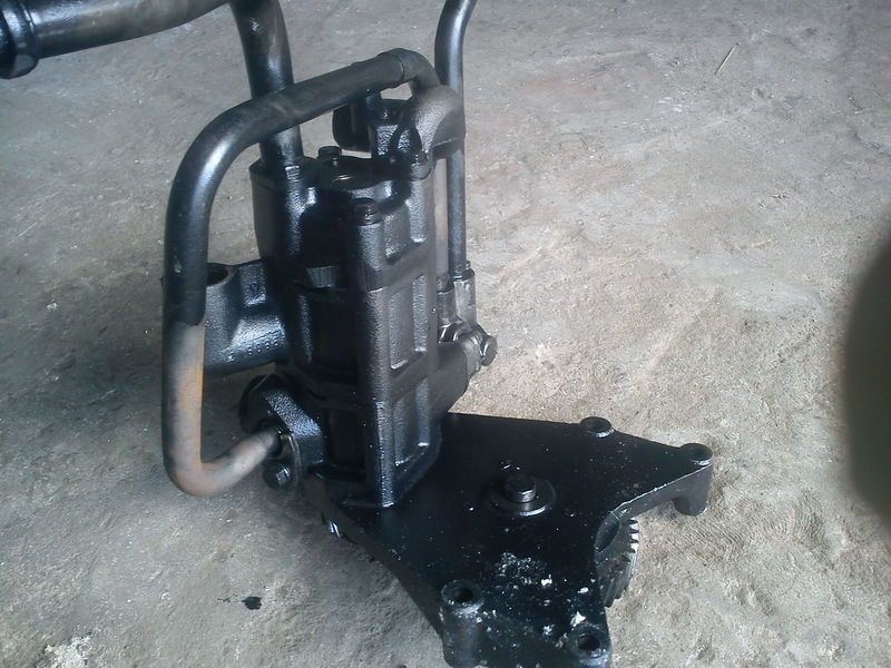 Bomba de aceite Volvo B10/ B12 =: foto 7