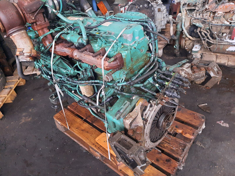 Volvo D7C-310 EC99 - Motor: foto 3 Volvo D7C-310 EC99 - Motor: foto 3