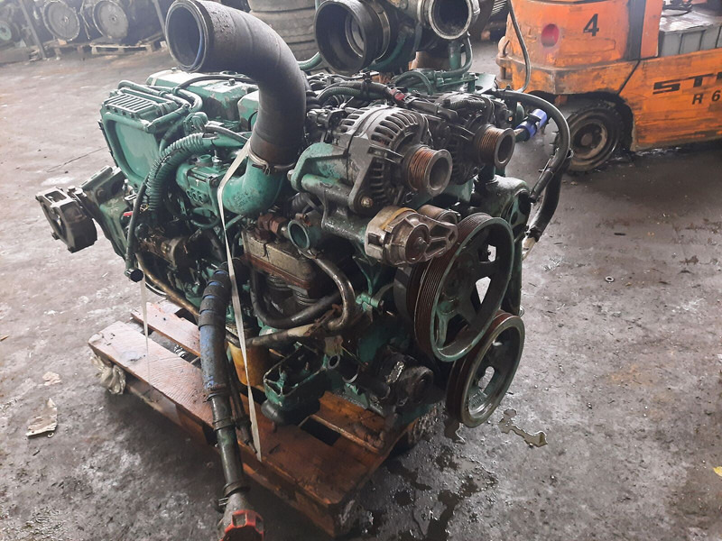 Volvo D7C-310 EC99 - Motor: foto 4 Volvo D7C-310 EC99 - Motor: foto 4