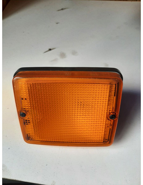 Volvo - Luz direccional: foto 5 Volvo - Luz direccional: foto 5