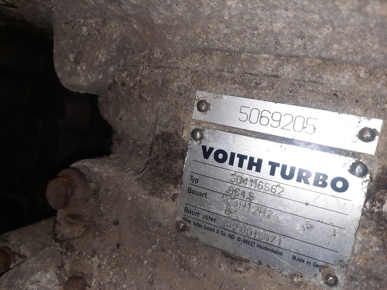 Volvo VOITH 864.5 \ 854.5 \ 854.3E. 864.3E/ 864.3/ 861/ 863 Volvo B12 / B7/ B10 - Caja de cambios para Autobús: foto 3 Volvo VOITH 864.5 \ 854.5 \ 854.3E. 864.3E/ 864.3/ 861/ 863 Volvo B12 / B7/ B10 - Caja de cambios para Autobús: foto 3