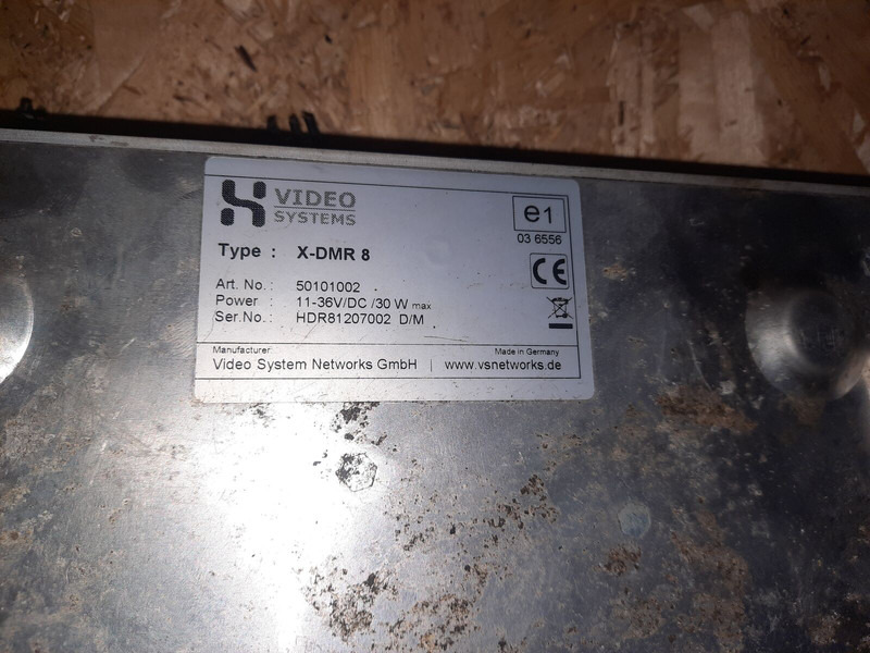 Sistema eléctrico nuevo Volvo Video system x-dmr 8 R8 Compact RJ45: foto 16 Sistema eléctrico nuevo Volvo Video system x-dmr 8 R8 Compact RJ45: foto 16