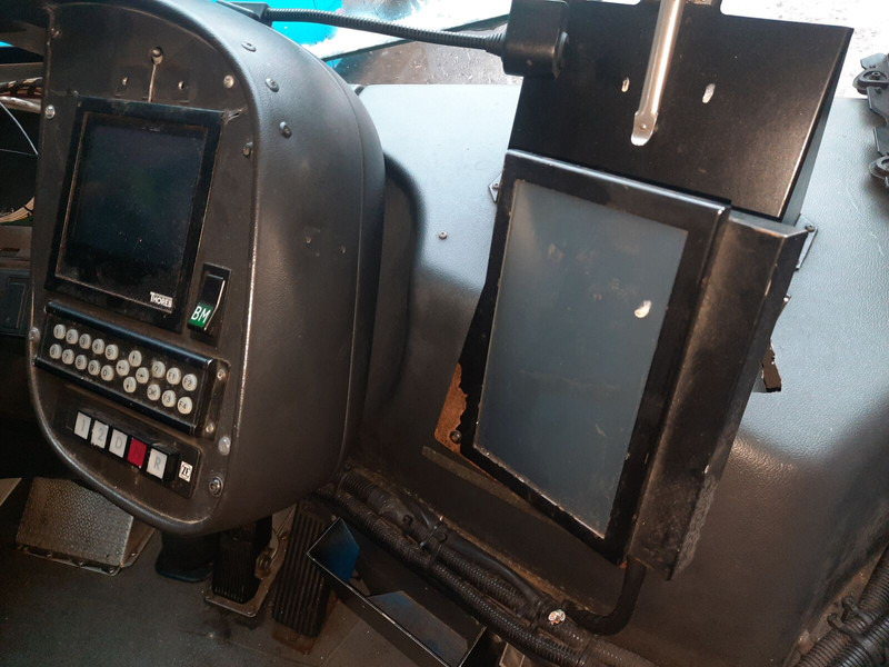 Sistema eléctrico nuevo Volvo Video system x-dmr 8 R8 Compact RJ45: foto 13 Sistema eléctrico nuevo Volvo Video system x-dmr 8 R8 Compact RJ45: foto 13