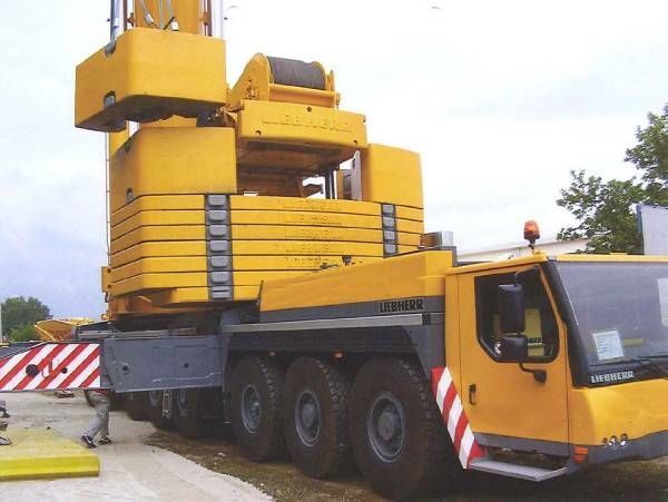 LIEBHERR LTM 1500-8.1 - Autogrúa: foto 2 LIEBHERR LTM 1500-8.1 - Autogrúa: foto 2