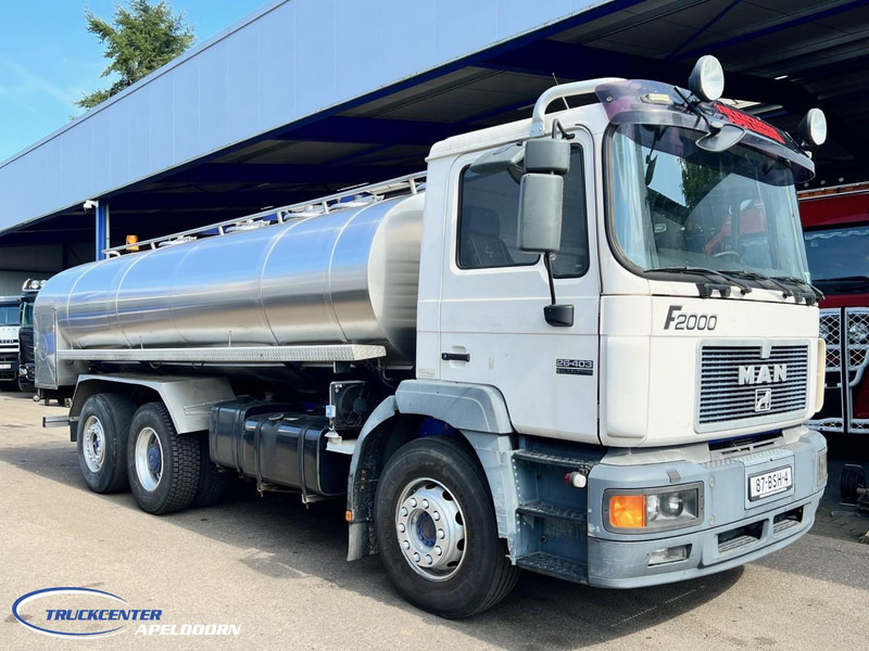 MAN 26.403 Manuel, Retarder, Reduction axle, 14250 liter - Cisterna camión: foto 1 MAN 26.403 Manuel, Retarder, Reduction axle, 14250 liter - Cisterna camión: foto 1