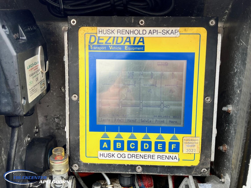 Volvo FH 500 Rohr 22150 Liter, 4 Comp., Retarder, ADR, 6x2 - Cisterna camión: foto 5 Volvo FH 500 Rohr 22150 Liter, 4 Comp., Retarder, ADR, 6x2 - Cisterna camión: foto 5