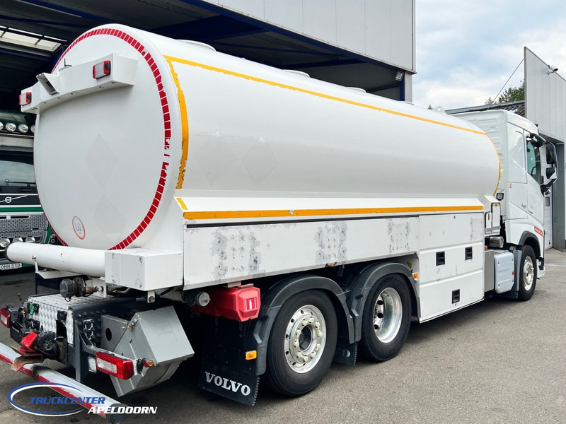 Volvo FH 540 LAG 20600 Liter ADR, 4 Comp. - Cisterna camión: foto 2 Volvo FH 540 LAG 20600 Liter ADR, 4 Comp. - Cisterna camión: foto 2