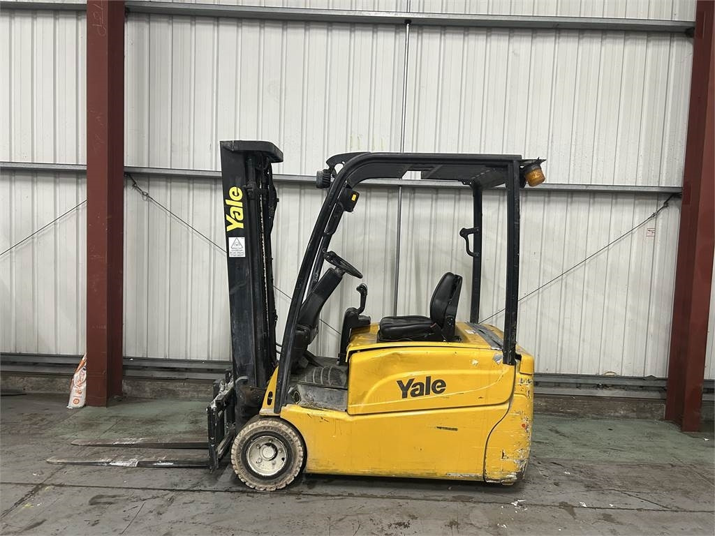 Yale ERP18VT - Carretilla elevadora eléctrica: foto 1 Yale ERP18VT - Carretilla elevadora eléctrica: foto 1