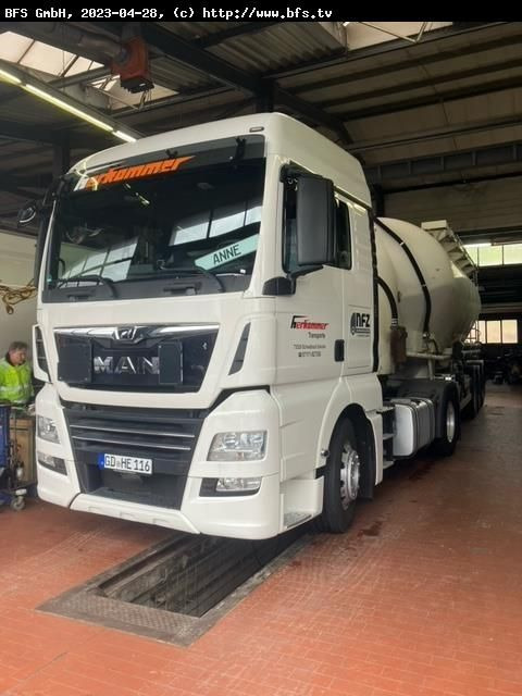 MAN TGX 18.500 4x2 BLS Kompressor - Cabeza tractora: foto 1 MAN TGX 18.500 4x2 BLS Kompressor - Cabeza tractora: foto 1