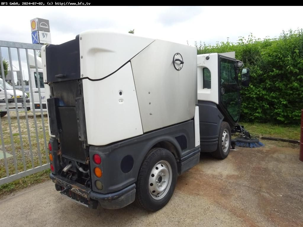 JungoJet 3500 Gehwegtauglich JungoJet 3500 Gehwegtauglich - Barredora vial: foto 4 JungoJet 3500 Gehwegtauglich JungoJet 3500 Gehwegtauglich - Barredora vial: foto 4