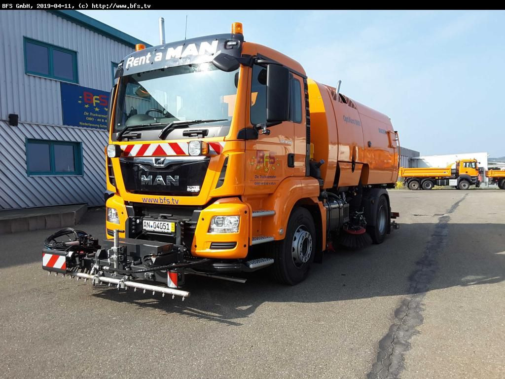 MAN TGS 18.360 4X2 LL Bucher OF 8000 RS beids. WK HD - Barredora vial: foto 1 MAN TGS 18.360 4X2 LL Bucher OF 8000 RS beids. WK HD - Barredora vial: foto 1