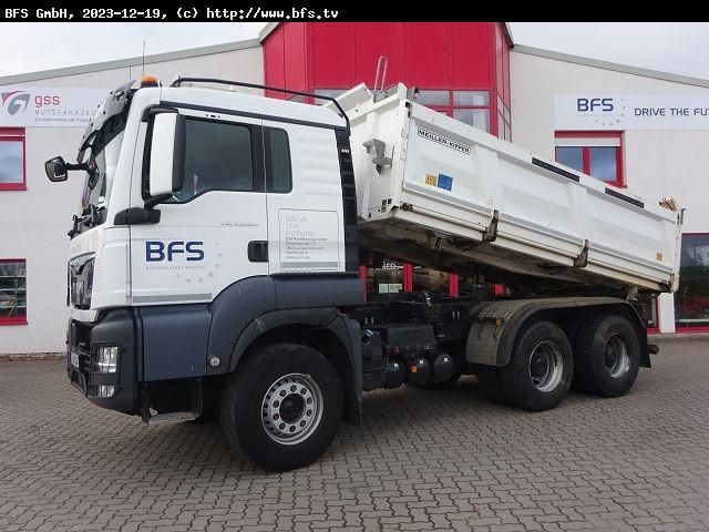MAN TGS 26.500 6x4 BB MEILLER Bordmatik links, Motor - Volquete camión: foto 2 MAN TGS 26.500 6x4 BB MEILLER Bordmatik links, Motor - Volquete camión: foto 2