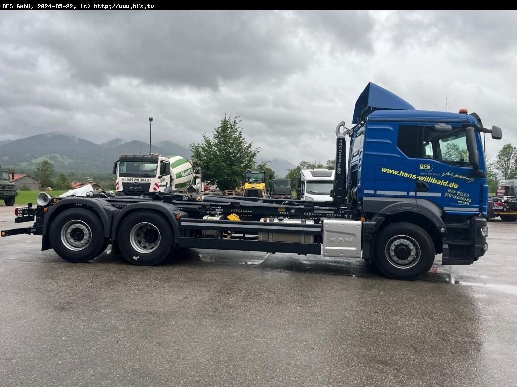 MAN TGS (TG3) 26.520 6x2-4 LL CH MEILLER - Multibasculante camión: foto 4 MAN TGS (TG3) 26.520 6x2-4 LL CH MEILLER - Multibasculante camión: foto 4