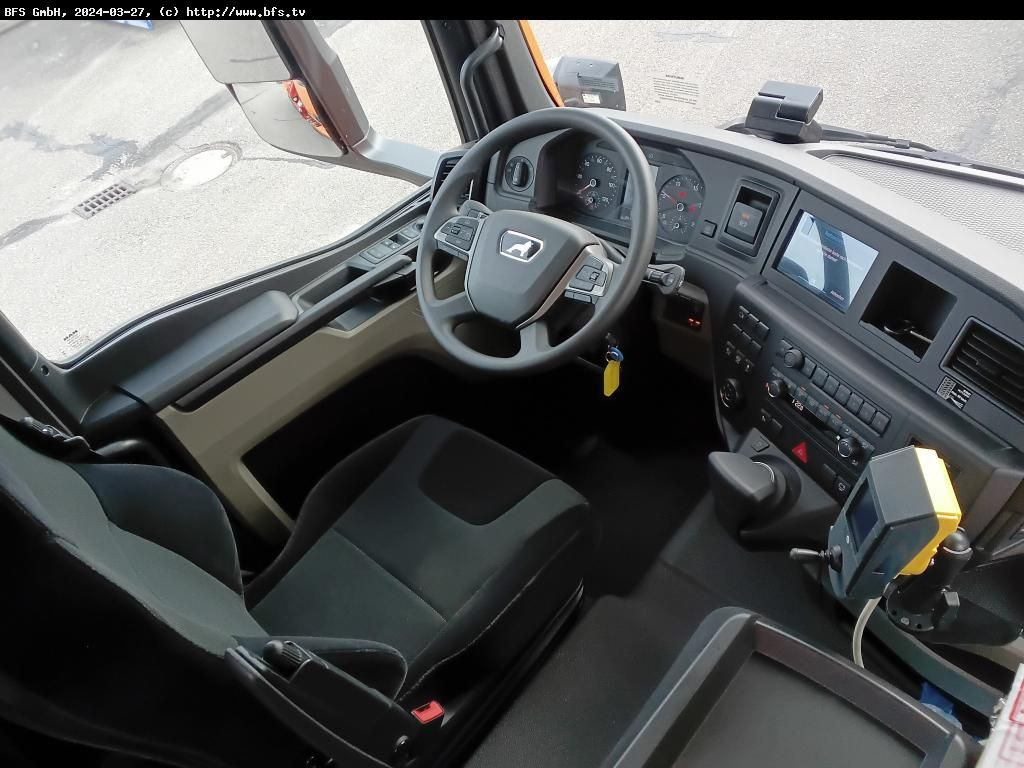 MAN TGS (TG3) 28.510 6x4-4 BL CH WiDi Fassi 15mt - Volquete camión: foto 4 MAN TGS (TG3) 28.510 6x4-4 BL CH WiDi Fassi 15mt - Volquete camión: foto 4