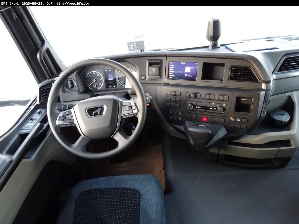 MAN TGS (TG3) 35.520 8x4 BB CH Bordmatik links, 3-Se - Volquete camión: foto 4 MAN TGS (TG3) 35.520 8x4 BB CH Bordmatik links, 3-Se - Volquete camión: foto 4