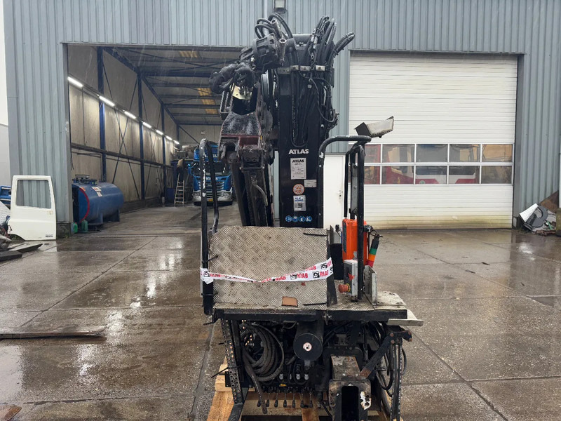 Atlas 240.2E-A3 + REMOTE CONTROL + 5E & 6E FUNCTIE 240.2E-A3 - Brazo: foto 3 Atlas 240.2E-A3 + REMOTE CONTROL + 5E & 6E FUNCTIE 240.2E-A3 - Brazo: foto 3