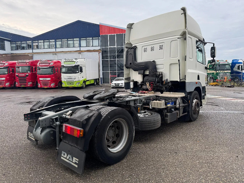 DAF CF 85.460 4X2 EURO 5 SLEEPER CAB - Cabeza tractora: foto 4 DAF CF 85.460 4X2 EURO 5 SLEEPER CAB - Cabeza tractora: foto 4