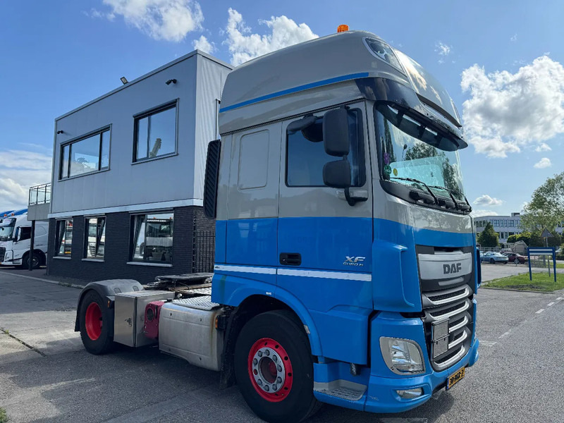 DAF XF 440 4X2 - EURO 6 + ADR + TÜV 12-2025 - Cabeza tractora: foto 3 DAF XF 440 4X2 - EURO 6 + ADR + TÜV 12-2025 - Cabeza tractora: foto 3