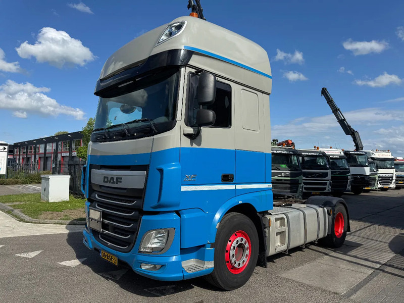 DAF XF 440 4X2 - EURO 6 + ADR + TÜV 12-2025 - Cabeza tractora: foto 1 DAF XF 440 4X2 - EURO 6 + ADR + TÜV 12-2025 - Cabeza tractora: foto 1