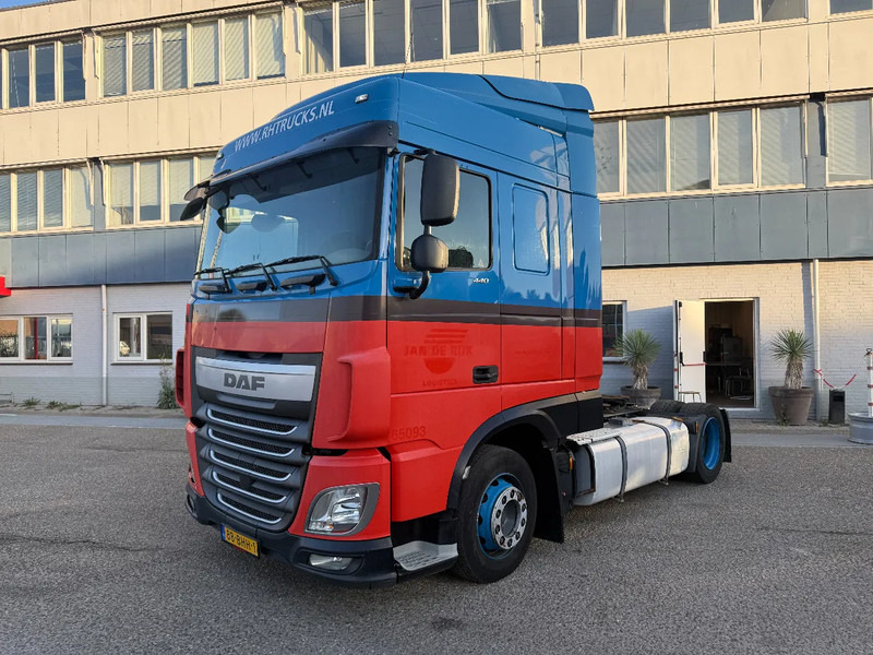 DAF XF 440 XF 440 TREKKER EURO 6 - Cabeza tractora: foto 3 DAF XF 440 XF 440 TREKKER EURO 6 - Cabeza tractora: foto 3