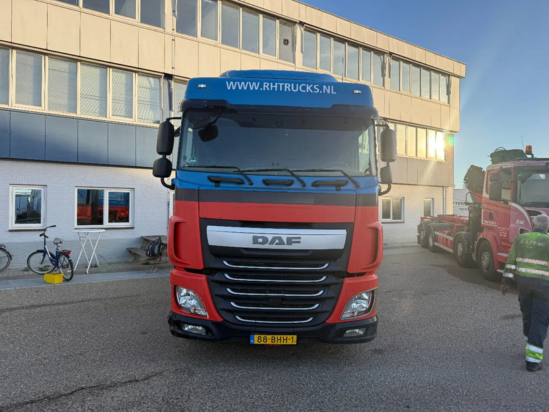 DAF XF 440 XF 440 TREKKER EURO 6 - Cabeza tractora: foto 2 DAF XF 440 XF 440 TREKKER EURO 6 - Cabeza tractora: foto 2