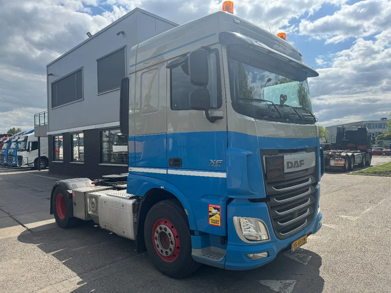 DAF XF 460 4X2 EURO 6 ADR TRS SYSTEM - Cabeza tractora: foto 3 DAF XF 460 4X2 EURO 6 ADR TRS SYSTEM - Cabeza tractora: foto 3