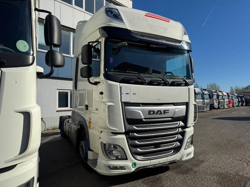 DAF XF 480 4X2 EURO 6 MEGA - Cabeza tractora: foto 3 DAF XF 480 4X2 EURO 6 MEGA - Cabeza tractora: foto 3
