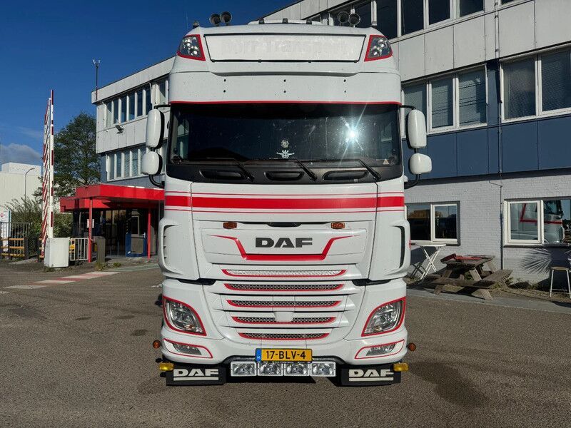 DAF XF 480 4X2 EURO 6 SPECIAL INTERIEUR - Cabeza tractora: foto 4 DAF XF 480 4X2 EURO 6 SPECIAL INTERIEUR - Cabeza tractora: foto 4