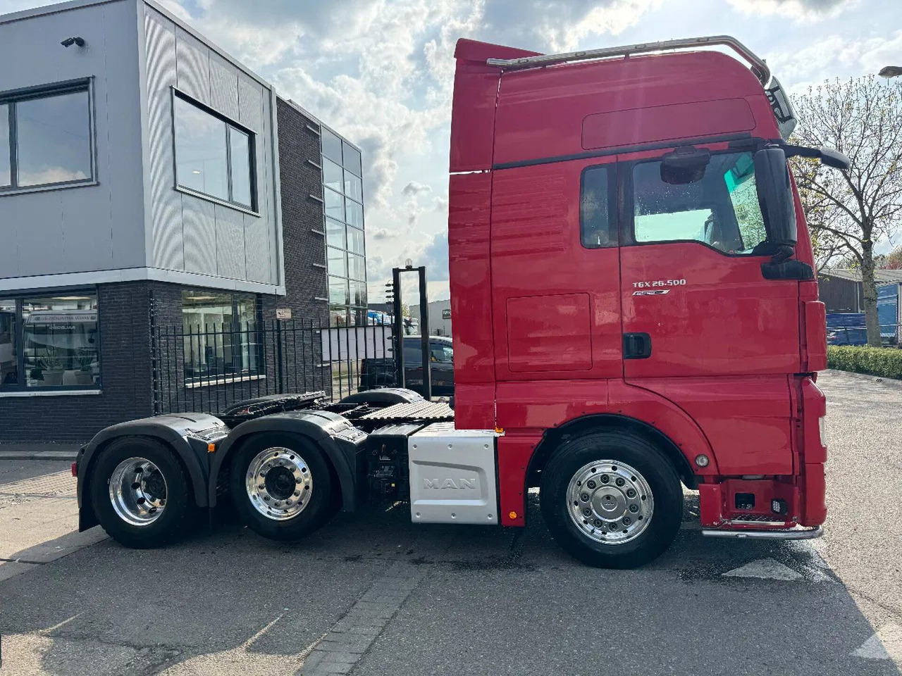 MAN TGX 26.500 6X2 EURO 6 ALCOA SPOILERS 2020 - Cabeza tractora: foto 4 MAN TGX 26.500 6X2 EURO 6 ALCOA SPOILERS 2020 - Cabeza tractora: foto 4