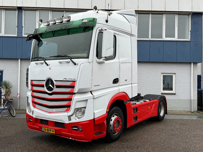 Mercedes-Benz Actros 1945 4X2 EURO 6 - NL TRUCK 1st OWNER (1845) - Cabeza tractora: foto 1 Mercedes-Benz Actros 1945 4X2 EURO 6 - NL TRUCK 1st OWNER (1845) - Cabeza tractora: foto 1