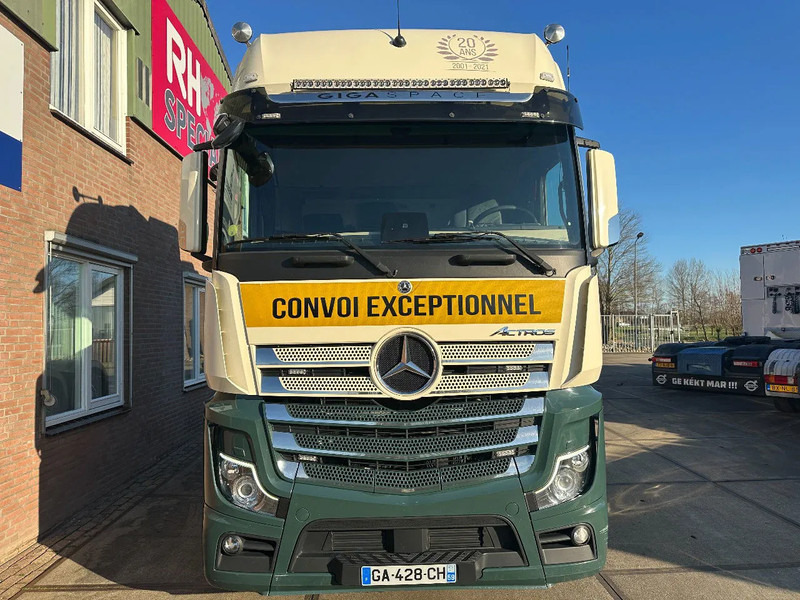 Mercedes-Benz Actros 4163 8X4,180 TON, GIGA SPACE, INTARDER HYDRAULIC, - Cabeza tractora: foto 3 Mercedes-Benz Actros 4163 8X4,180 TON, GIGA SPACE, INTARDER HYDRAULIC, - Cabeza tractora: foto 3