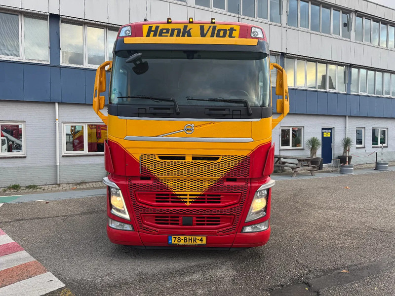 Volvo FH 460 4X2 EURO 6 SKIRTS VEB I PARK COOL TÜV 03-26 - Cabeza tractora: foto 2 Volvo FH 460 4X2 EURO 6 SKIRTS VEB I PARK COOL TÜV 03-26 - Cabeza tractora: foto 2
