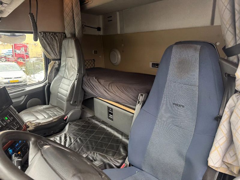 Cabeza tractora Volvo FM 480 8X2 FASSI 1300AXP28 EURO 5: foto 15 Cabeza tractora Volvo FM 480 8X2 FASSI 1300AXP28 EURO 5: foto 15