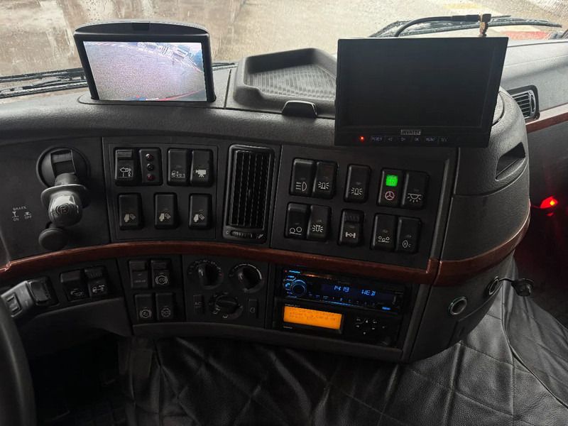 Cabeza tractora Volvo FM 480 8X2 FASSI 1300AXP28 EURO 5: foto 18 Cabeza tractora Volvo FM 480 8X2 FASSI 1300AXP28 EURO 5: foto 18