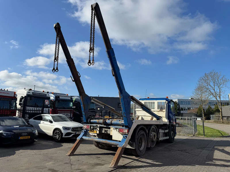DAF CF 400 6X2 - EURO 6 + VDL P-18 + REMOTE + LIFT AXLE - Portacontenedor de cadenas camión: foto 3 DAF CF 400 6X2 - EURO 6 + VDL P-18 + REMOTE + LIFT AXLE - Portacontenedor de cadenas camión: foto 3
