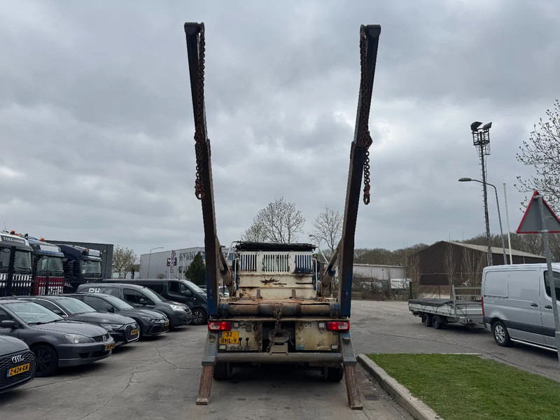 DAF CF 400 6X2 - EURO 6 + VDL P-18 + REMOTE + LIFT AXLE - Portacontenedor de cadenas camión: foto 5 DAF CF 400 6X2 - EURO 6 + VDL P-18 + REMOTE + LIFT AXLE - Portacontenedor de cadenas camión: foto 5