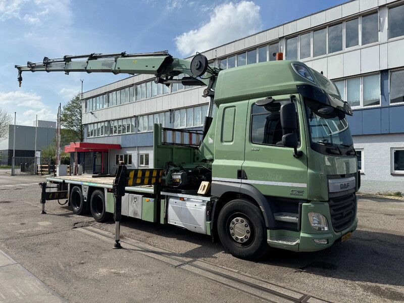 DAF CF 440 6X2 EURO 6 -HIAB 422 + REMOTE CONTROL - Camión grúa: foto 2 DAF CF 440 6X2 EURO 6 -HIAB 422 + REMOTE CONTROL - Camión grúa: foto 2