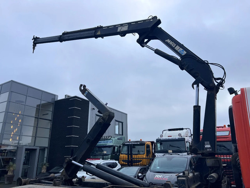 DAF CF 85.380 6X2 + MKG 141 A2 CRANE + 20 TON HOOKLIFT - EURO 3 - MANUAL GEAR - 10 TYRES - Multibasculante camión, Camión grúa: foto 4 DAF CF 85.380 6X2 + MKG 141 A2 CRANE + 20 TON HOOKLIFT - EURO 3 - MANUAL GEAR - 10 TYRES - Multibasculante camión, Camión grúa: foto 4